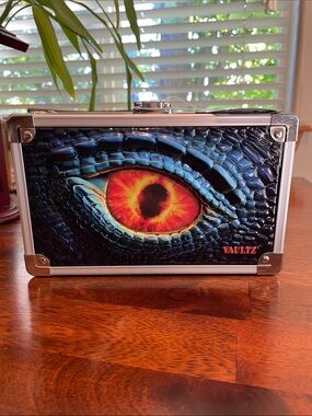 VAULTZ Dragon Eye Locking Pencil Box with Keys